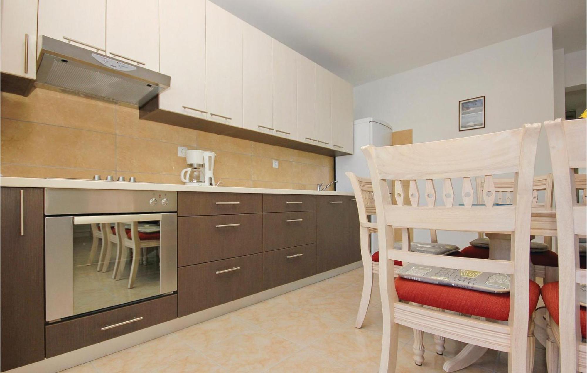 Cozy Apartment In Prigradica With House Sea View Eksteriør bilde